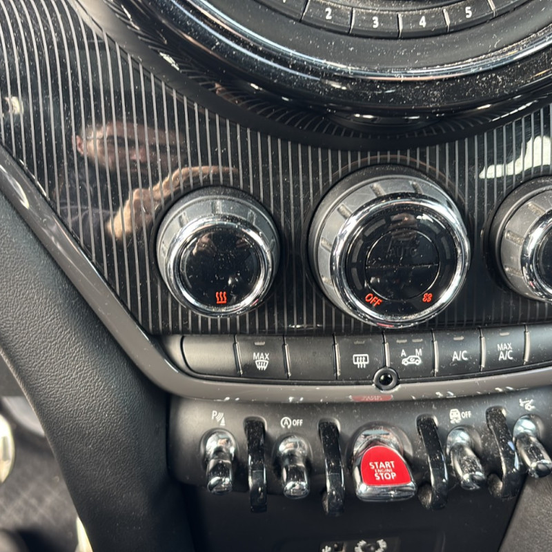 MINI MINI 3 F60 COUNTRYMAN PHASE 1 BREAK 2.0D - 16V TURBO COOPER D Photo n°18