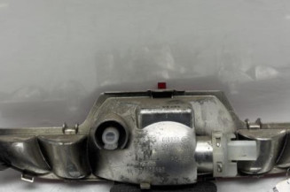 Anti brouillard arriere PEUGEOT 208 1