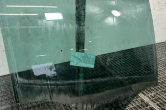 Vitre arriere droit RENAULT MEGANE 4
