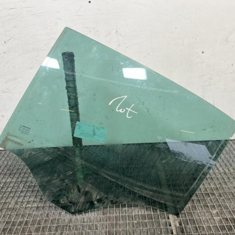 Vitre arriere gauche RENAULT MEGANE 4 Photo n°1