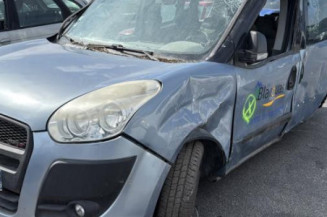 Vitre avant droit FIAT DOBLO 2