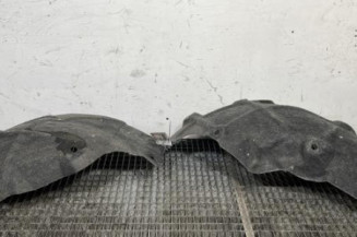 Pare boue avant gauche NISSAN TOWNSTAR