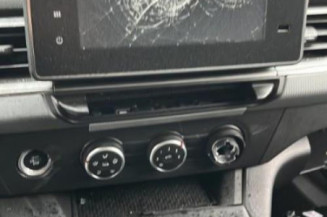 Pare boue avant gauche NISSAN TOWNSTAR