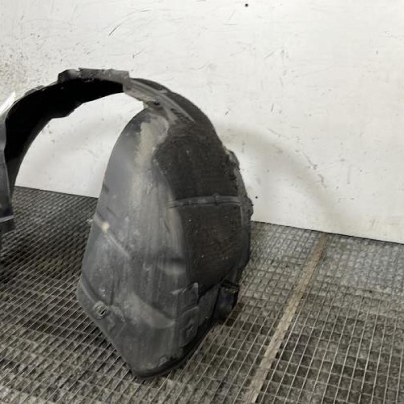 Pare boue avant droit OPEL MERIVA B Photo n°3