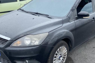 Pare boue avant gauche FORD FOCUS 2