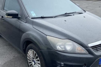 Pare boue avant gauche FORD FOCUS 2