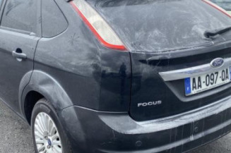 Pare boue avant gauche FORD FOCUS 2