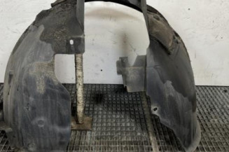 Pare boue avant droit PEUGEOT 5008 1