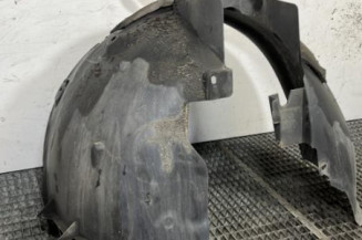 Pare boue avant droit PEUGEOT 5008 1