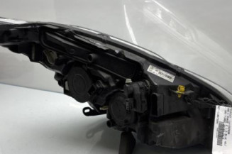 Optique avant principal gauche (feux)(phare) PEUGEOT 208 1