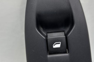 Interrupteur de leve vitre avant droit PEUGEOT 208 1