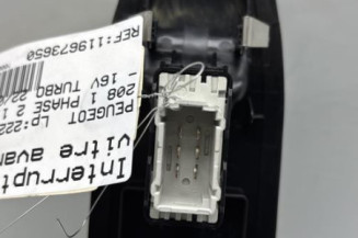 Interrupteur de leve vitre avant droit PEUGEOT 208 1