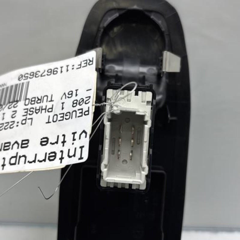 Interrupteur de leve vitre avant droit PEUGEOT 208 1 Photo n°4