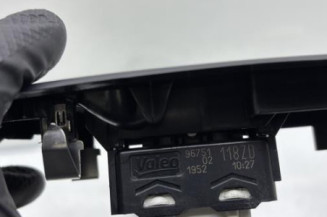 Interrupteur de leve vitre avant droit PEUGEOT 208 1