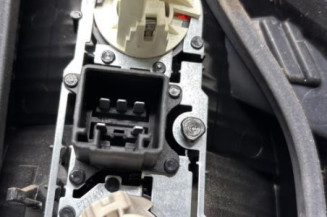 Feu arriere principal gauche (feux) VOLVO V 70 1