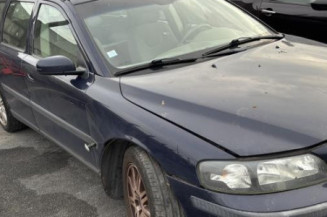 Optique avant principal gauche (feux)(phare) VOLVO V 70 1