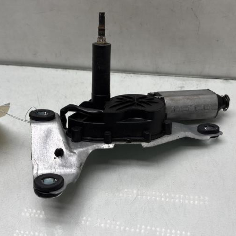 Moteur essuie glace arriere VOLVO V 70 1 Photo n°4