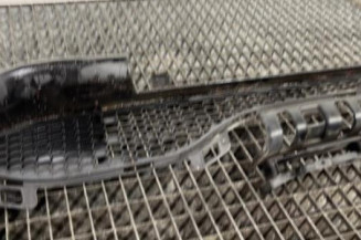 Grille de pare choc PEUGEOT 208 1