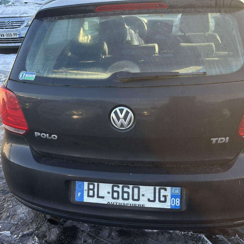 VOLKSWAGEN POLO 5 PHASE 1 1.6 TDI - 16V TURBO Photo n°14