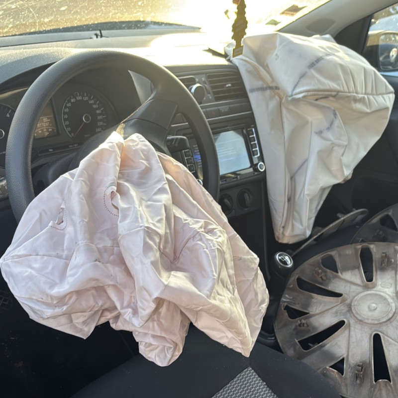 VOLKSWAGEN POLO 5 PHASE 1 1.6 TDI - 16V TURBO Photo n°19