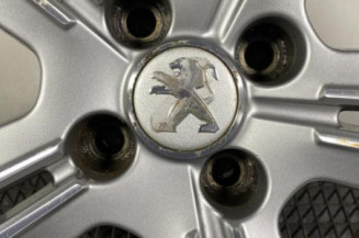 Jante PEUGEOT 208 1