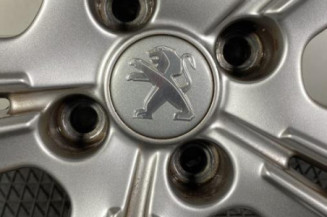 Jante PEUGEOT 208 1