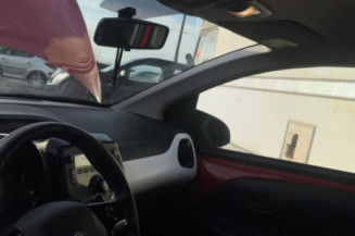 PEUGEOT 108 1.0 VTI - 12V