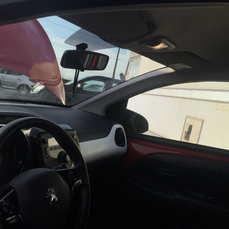 PEUGEOT 108 1.0 VTI - 12V Photo n°15