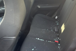 PEUGEOT 108 1.0 VTI - 12V