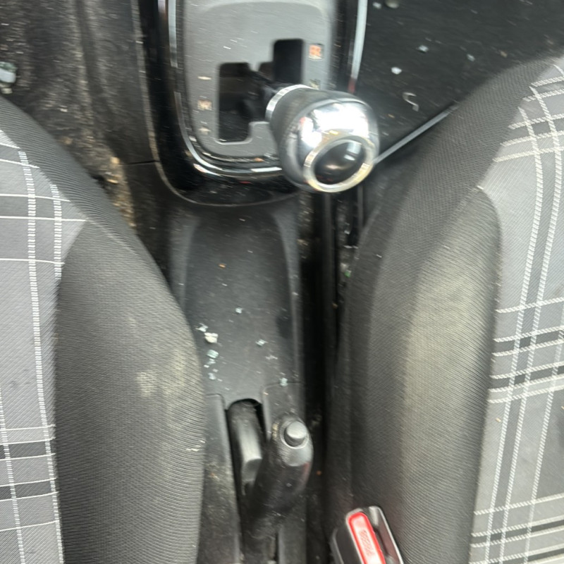 PEUGEOT 108 1.0 VTI - 12V Photo n°19