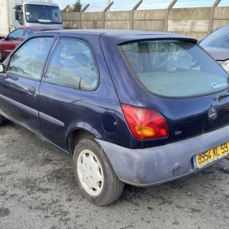 Calandre FORD FIESTA 4 Photo n°8