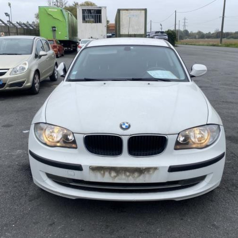 Feu arriere principal droit (feux) BMW SERIE 1 E81 Photo n°9