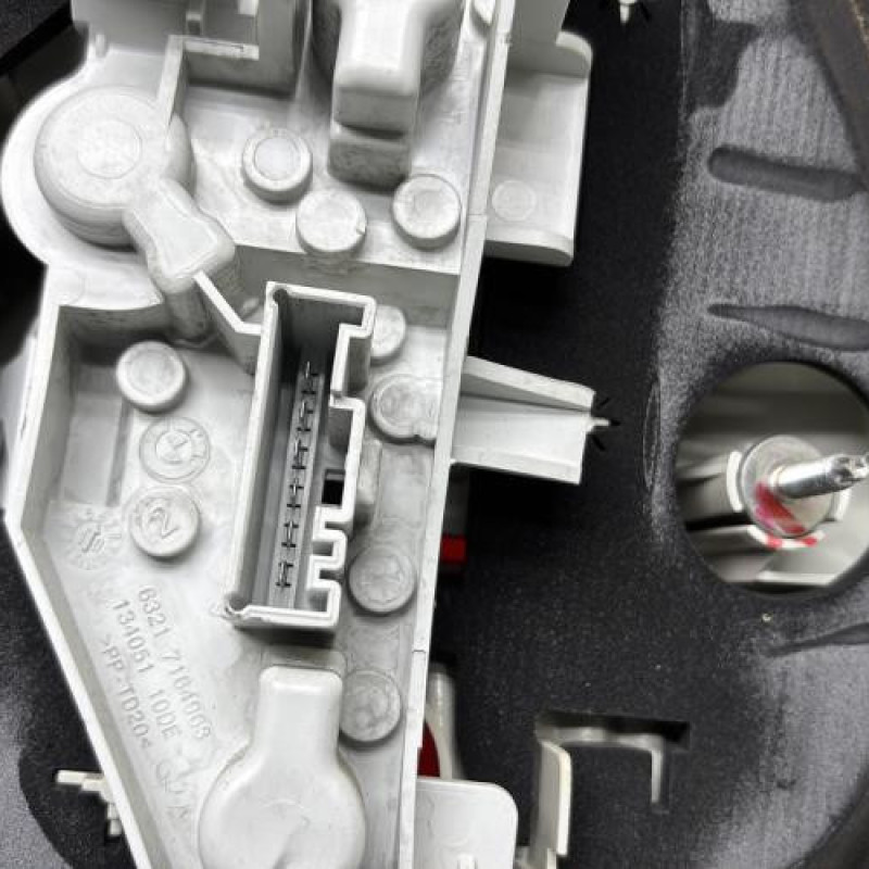 Feu arriere principal gauche (feux) BMW SERIE 1 E81 Photo n°3