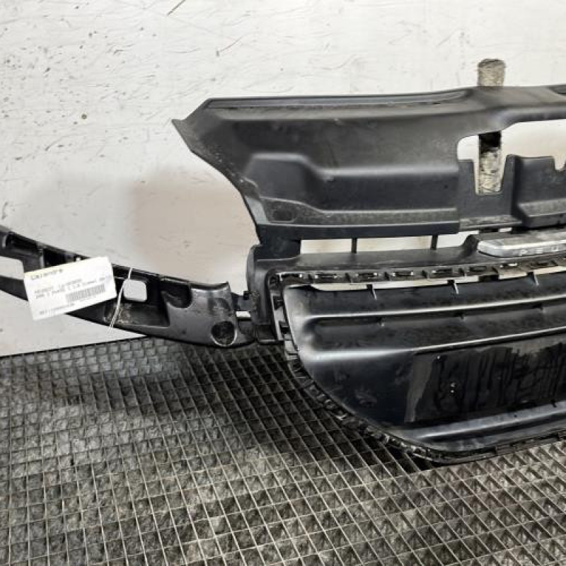 Calandre PEUGEOT 208 1 Photo n°2