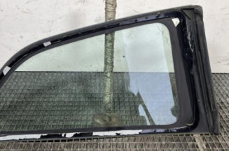 Custode arriere gauche FORD FIESTA 5