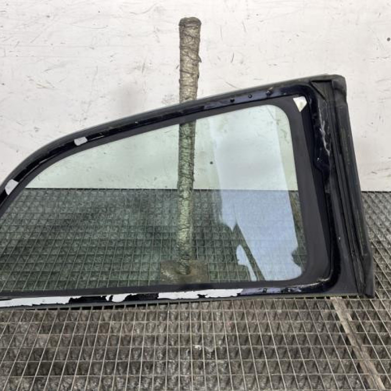 Custode arriere gauche FORD FIESTA 5 Photo n°4