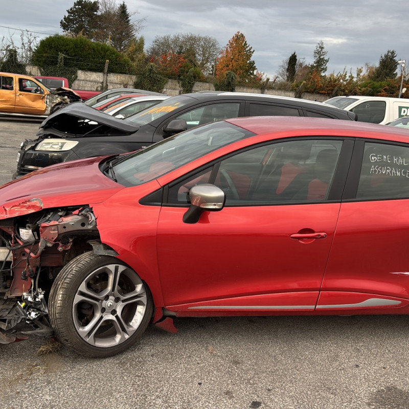 RENAULT CLIO 4 PHASE 1 1.5 DCI - 8V TURBO Photo n°8