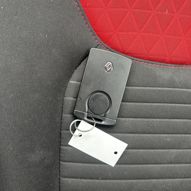 RENAULT CLIO 4 PHASE 1 1.5 DCI - 8V TURBO Photo n°20