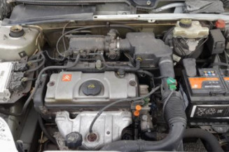 Serrure avant gauche CITROEN SAXO