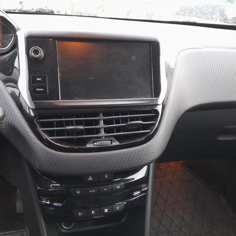 PEUGEOT 2008 1 PHASE 1 1.2 PURETECH - 12V TURBO Photo n°9