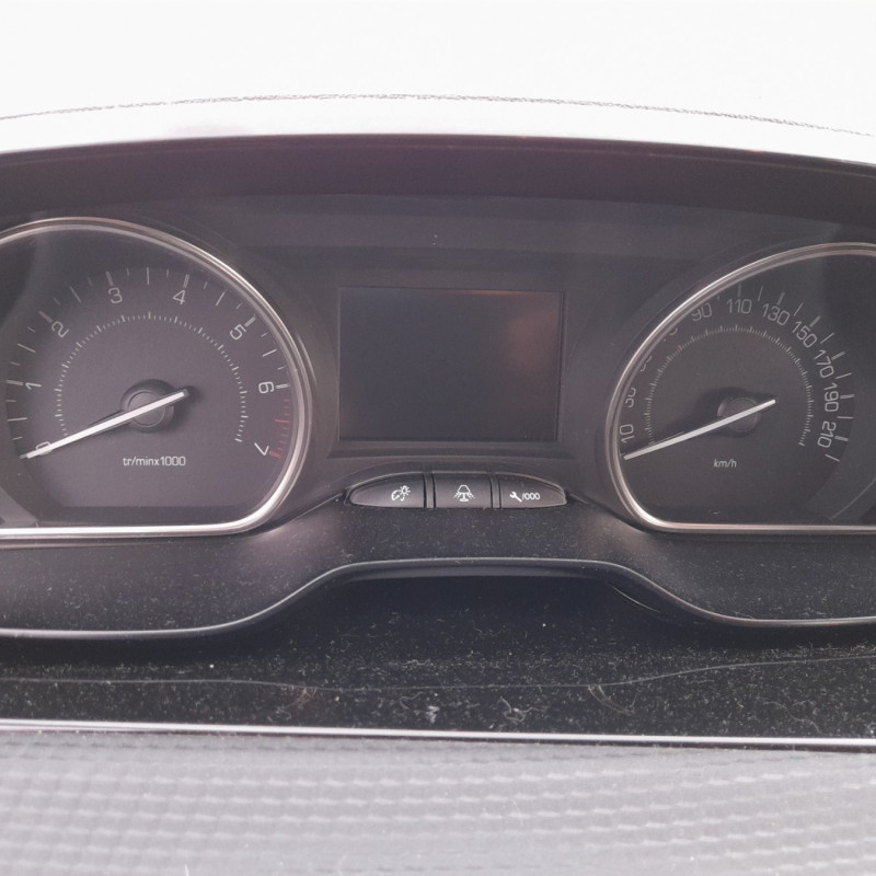 PEUGEOT 2008 1 PHASE 1 1.2 PURETECH - 12V TURBO Photo n°10