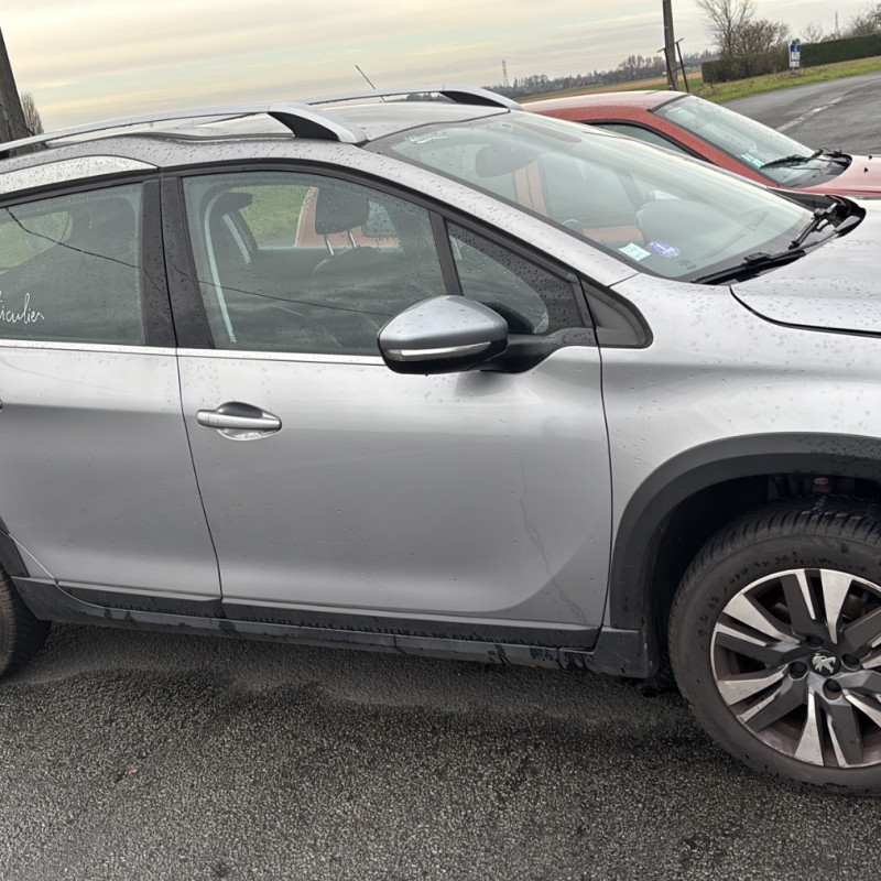 PEUGEOT 2008 1 PHASE 1 1.2 PURETECH - 12V TURBO Photo n°13