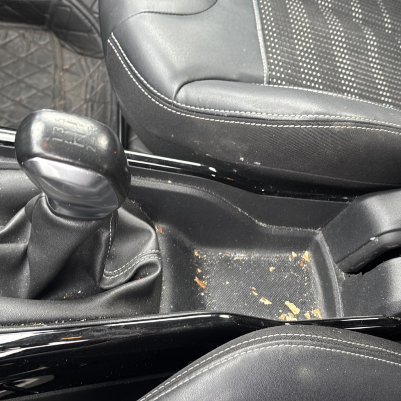 PEUGEOT 2008 1 PHASE 1 1.2 PURETECH - 12V TURBO Photo n°23