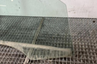 Vitre avant droit FORD FIESTA 5