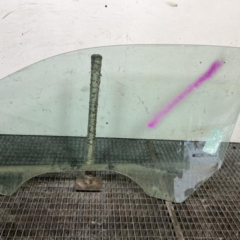 Vitre avant droit FORD FIESTA 5 Photo n°4