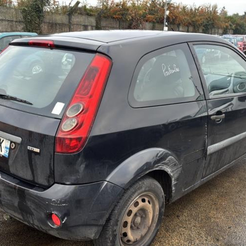 Vitre avant gauche FORD FIESTA 5 Photo n°7