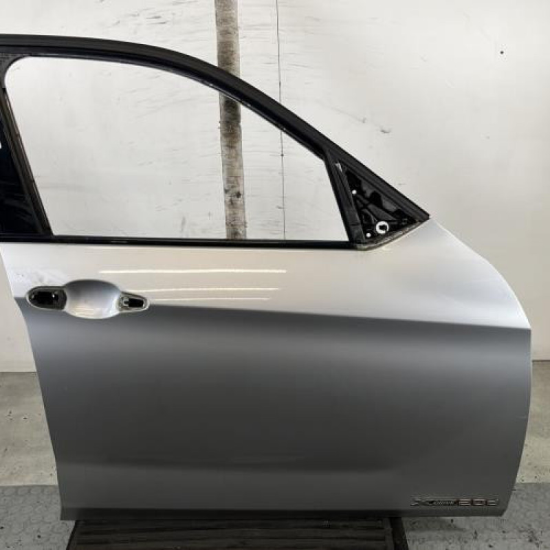 Porte avant droit BMW X1 E84 Photo n°1