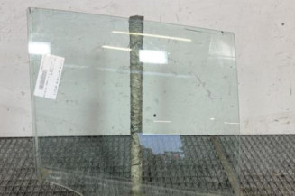 Vitre arriere droit BMW X1 E84 Photo n°1