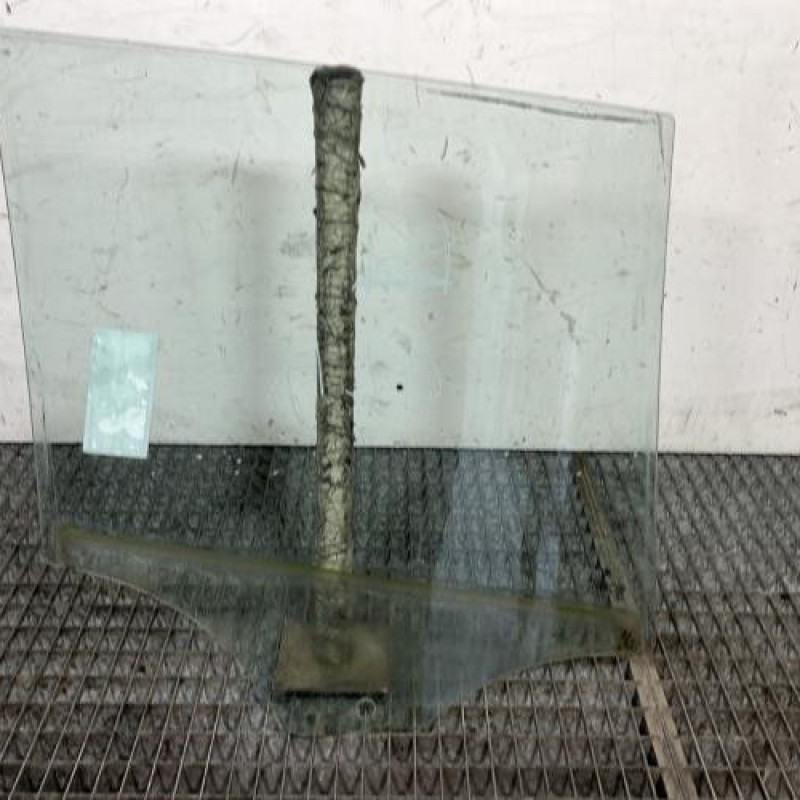 Vitre arriere gauche BMW X1 E84 Photo n°4