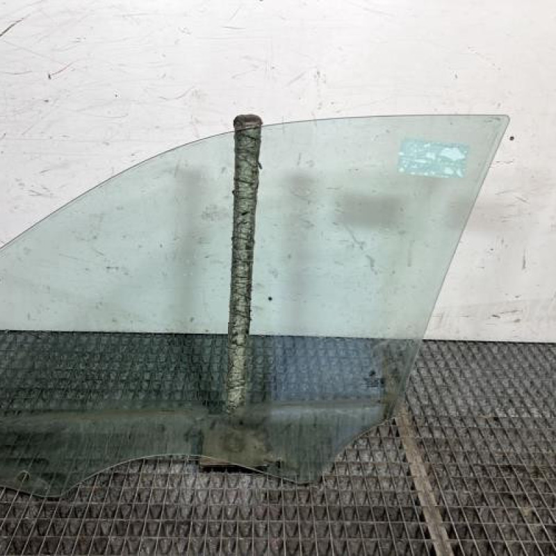 Vitre avant droit BMW X1 E84 Photo n°4